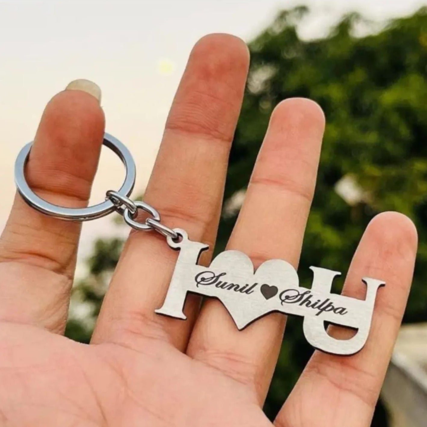 Express Your Love: Personalized Metal Keychain for Valentine's Day